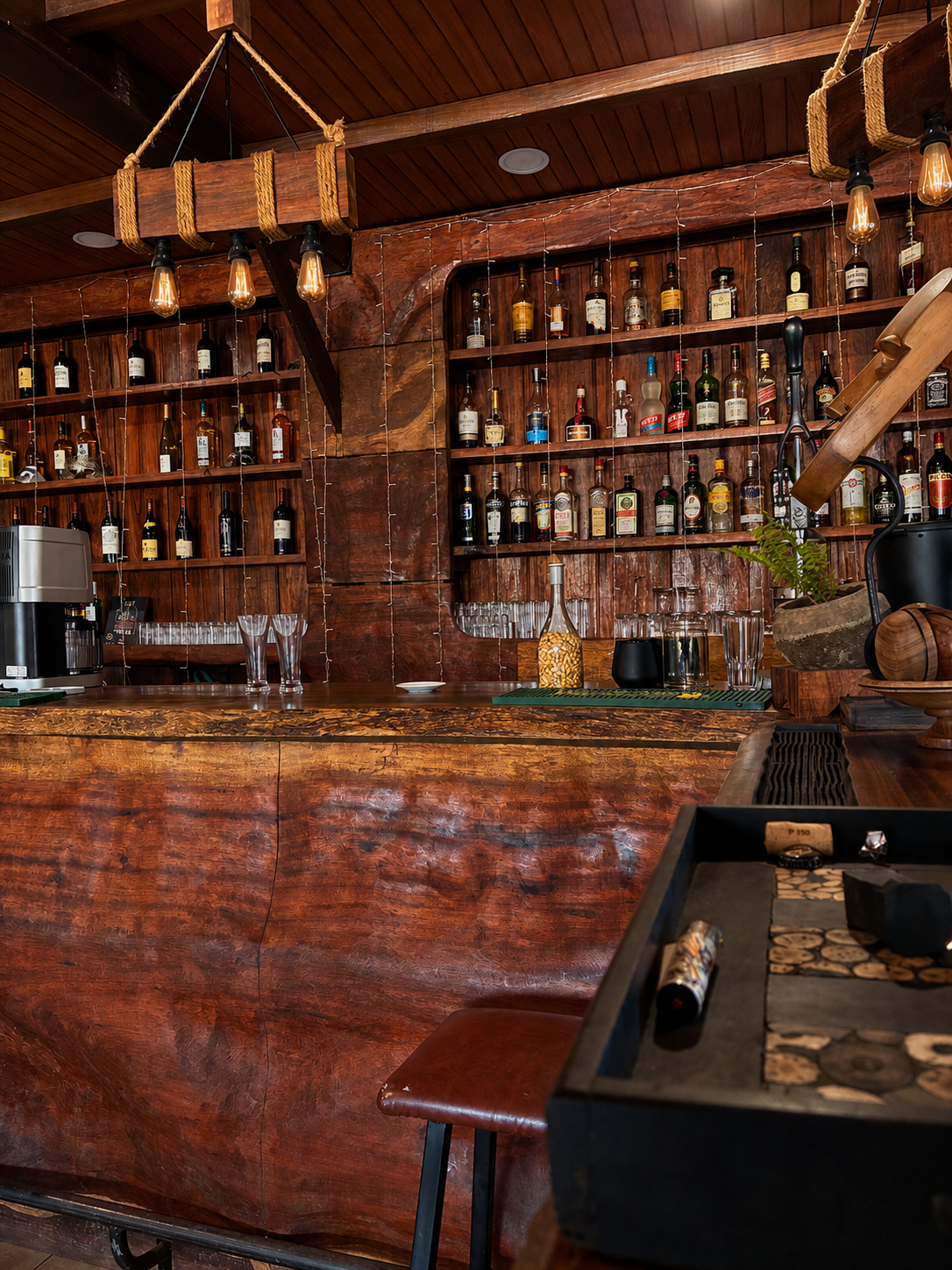 Bar en bois du restaurant ThaoNhi